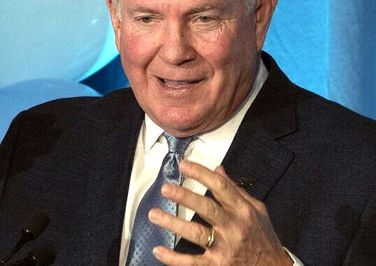 Mack_Brown_UNC_cropped_cropped